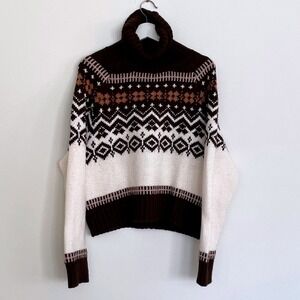 American Eagle By Payless Brown and Cream Turtleneck Sweater